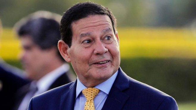 Governo vai desbloquear R$ 20 bilhões do orçamento ainda neste mês, diz Mourão